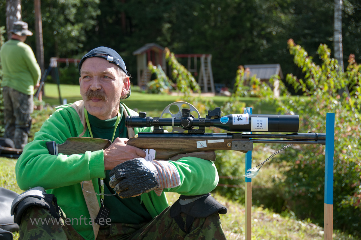 Aleksas Jaunius LT, Weihrauch HW 97 K, Leapers 8-32x56